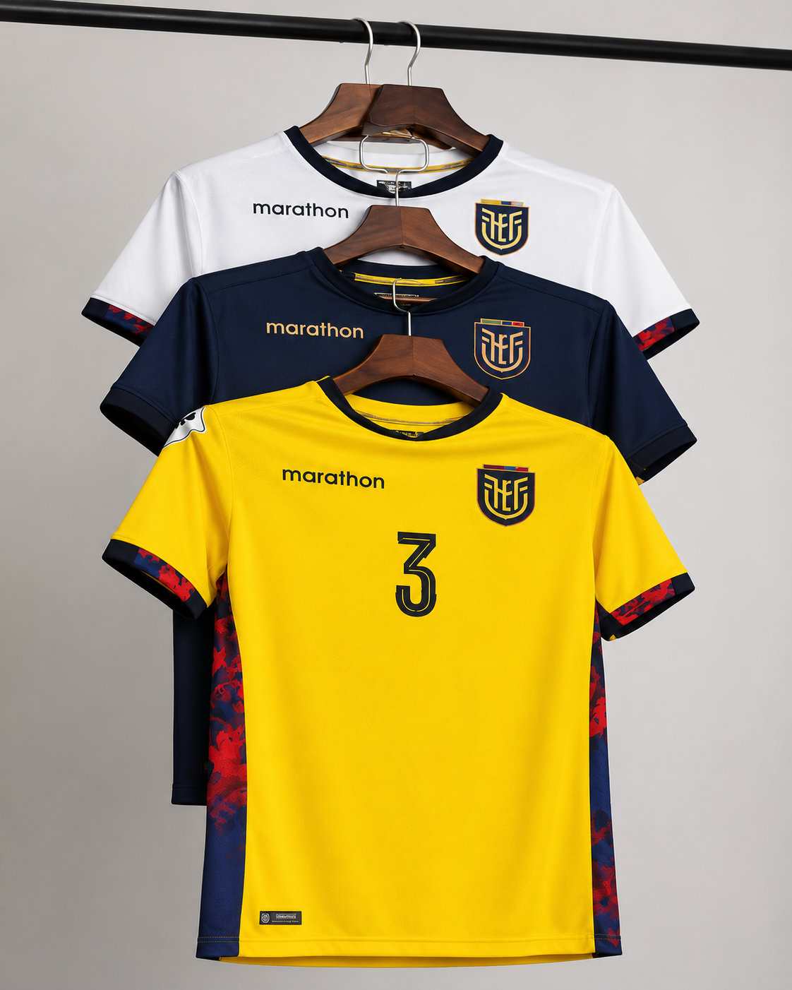 Camisetas de Ecuador disponibles en varios Colores: Amarillo, azul marino y blanco
